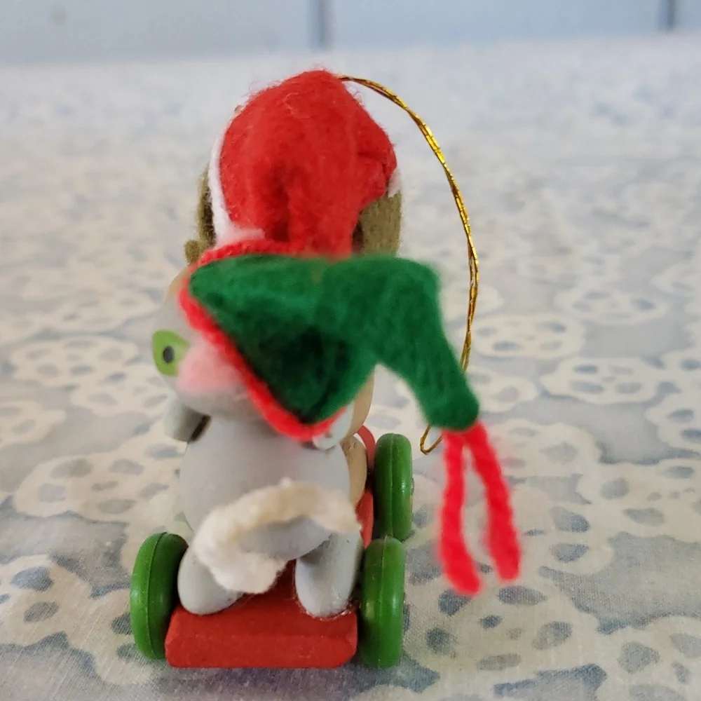 2 Christmas Ornaments Cat Ornament Dog Ornament - Picture 5 of 14